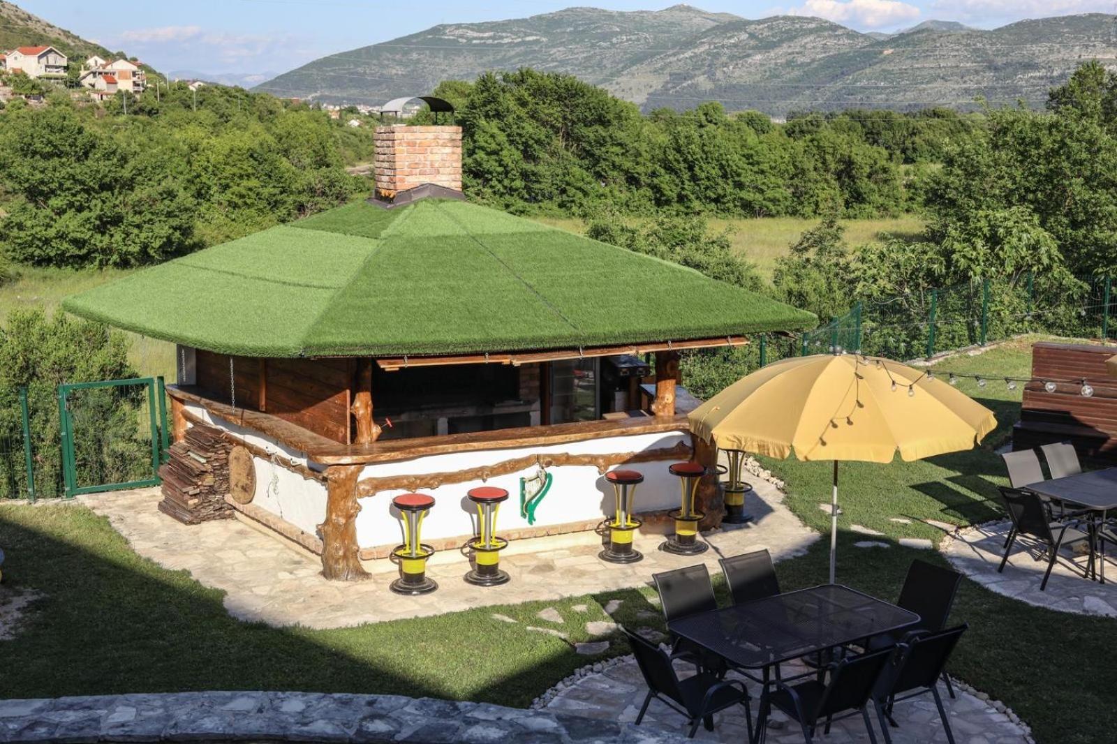 Villa Lyra Trebinje Exterior photo